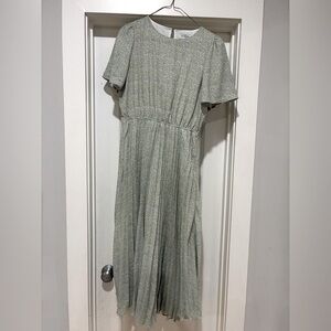 Pink Blush Floral Pleated Short Sleeve Chiffon Maternity Midi Dress - Size M